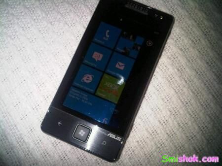 Перший смартфон ASUS з Windows Phone 7 потрапив в кадр