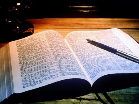 Попытки расшифровать Библию