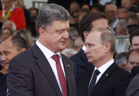 Порошенко поговорил с Путиным о том, как сделать перемирие постоянным