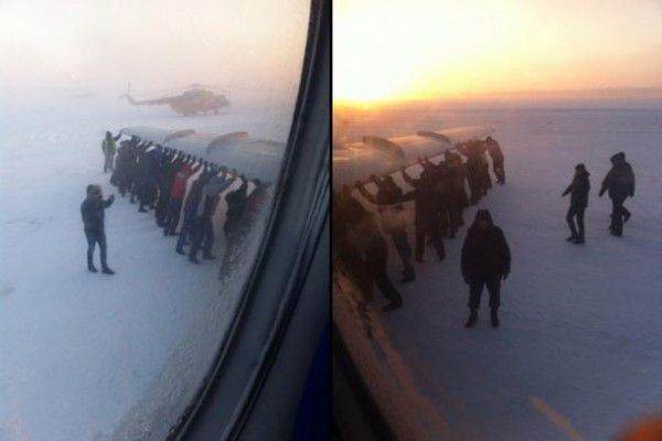 Сеть взорвали фотожабы на россиян, толкающих самолет в Игарке