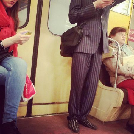 Странные люди в метро, фото приколы на вторник