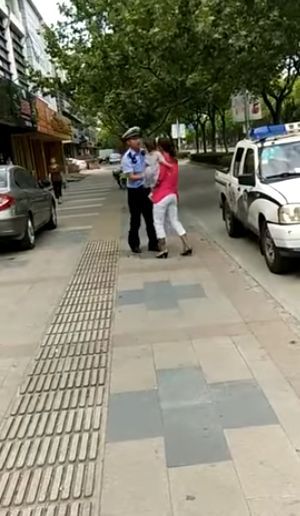 Бесцеремонная полиция в Китае