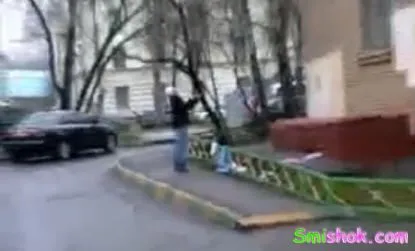 Тепер бездомний цей чувак