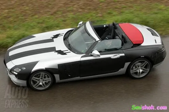 Mercedes SLS втратив дах