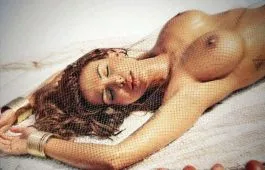 Ніколет Лозанова (Nikoleta Lozanova) в Playboy Угорщина