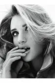 Оголена фотосесія Розі Хантінгтон-Уайтлі - для журналу Vogue Оголена фотосесія Розі Хантінгтон-Уайтлі - для журналу Vogue