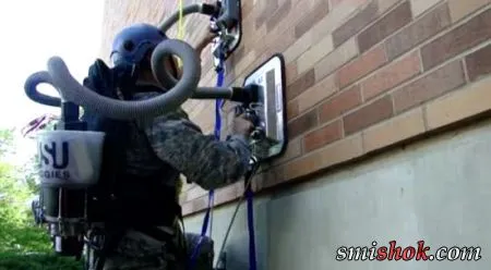 Людина павук?