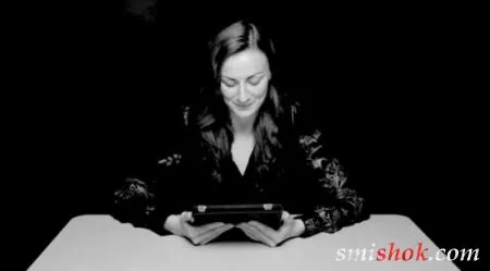 Третя частина з серії «Дівчина з вібратором читає книгу»