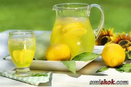 Навіщо потрібно пити воду з лимоном.