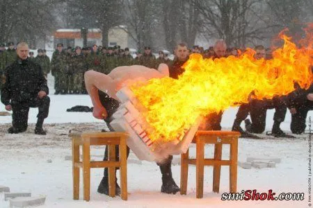Приключения людей на фотоприколах Приключения людей на фотоприколах