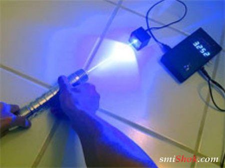 Поклонник «Звездных войн» изобрел реальный световой меч. ФОТО + ВИДЕО