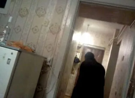 Халатные бойцы или пьяный дебош в 3 часа ночи