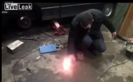 Эксперимент с электричеством в гараже