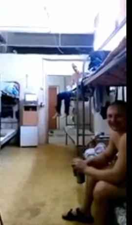 Был бы трезвый - убился бы