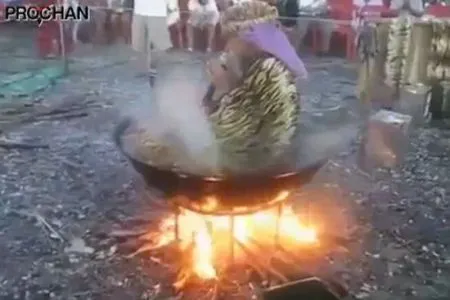 Варится в собственном соку