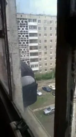 Чудо просит сигаретку