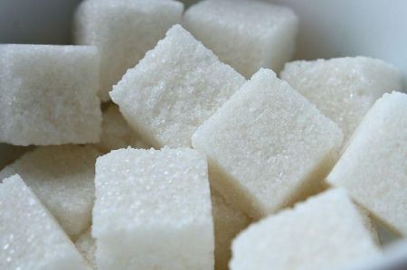 На самом деле сахар по настоящему отравляет организм человека