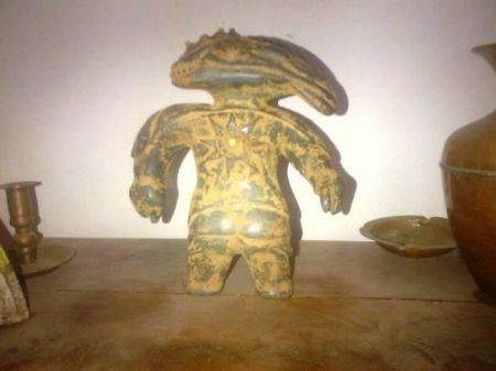 В Мексике найдена древняя фигурка рептилоида