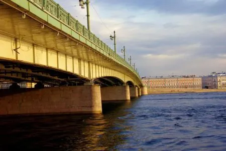 Загадки Литейного моста