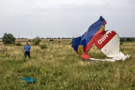 На месте падения Боинга нет части самолета - представитель ОБСЕ