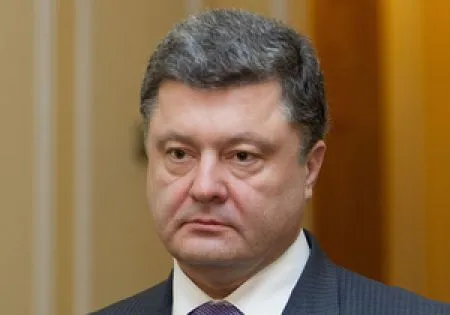 Рада должна завтра определиться с вотумом доверия Кабмину - Порошенко