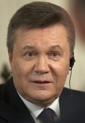 Итоги 4 августа: Коридор для беженцев и иск Януковича в суд