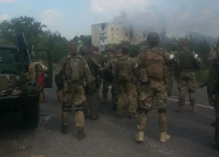 В батальоне "Азов" заявляют о начале зачистки Донецка