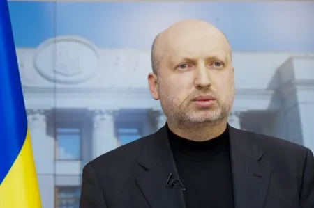 Украина готова защитить себя от агрессии РФ, но ей не хватает оружия – Турчинов