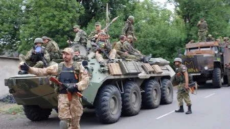 Террористы за ночь потеряли 30 человек, БТР и два автомобиля - штаб АТО