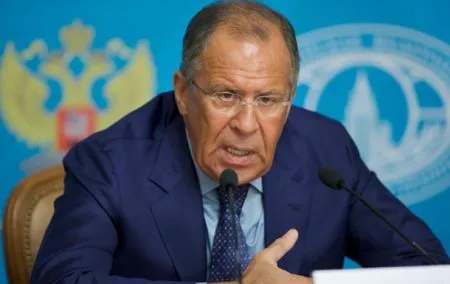 Россия готовит второй гуманитарный конвой для отправки в Украину - Лавров