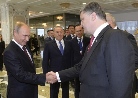 Встреча в Минске: о чем говорили Путин и Порошенко