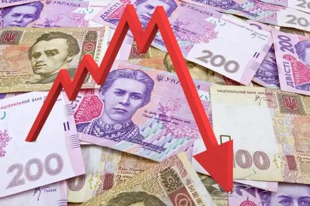 Атака спекулянта или почему НБУ обваливает гривну
