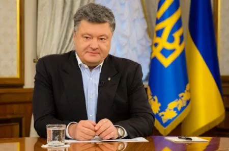Итоги выходных: Взрывы в Донецке и интервью Порошенко