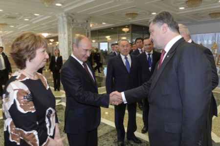 Порошенко и Путин проведут переговоры в Милане 16-17 октября