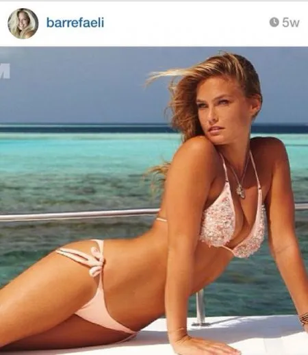 Привлекательные девушки на фото из Instagram