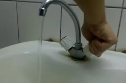 Кран из Формулы 1