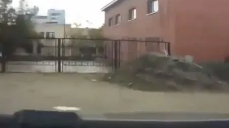 Девушка въехала в столб, А куча мата после