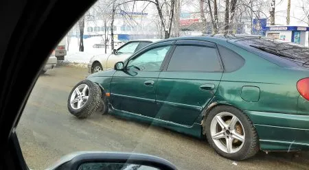 Автомобильные приколы (23 фото)