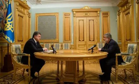 Порошенко рассказал, о чем говорил с Коломойским перед его отставкой