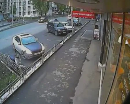 Слышь, ты че такая дерзкая?