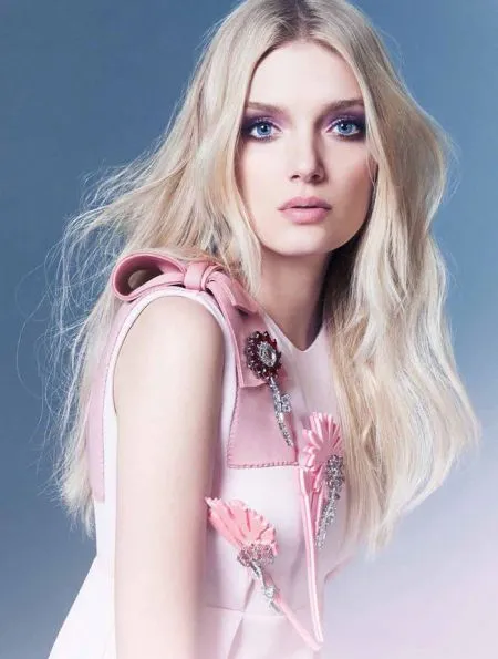 Лили Дональдсон фото для Elle UK