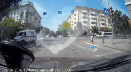 Кинокомедия с обязательным звуком