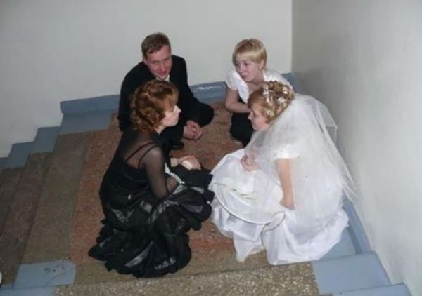 Дурачиться и кривляться на свадьбах - это святое!