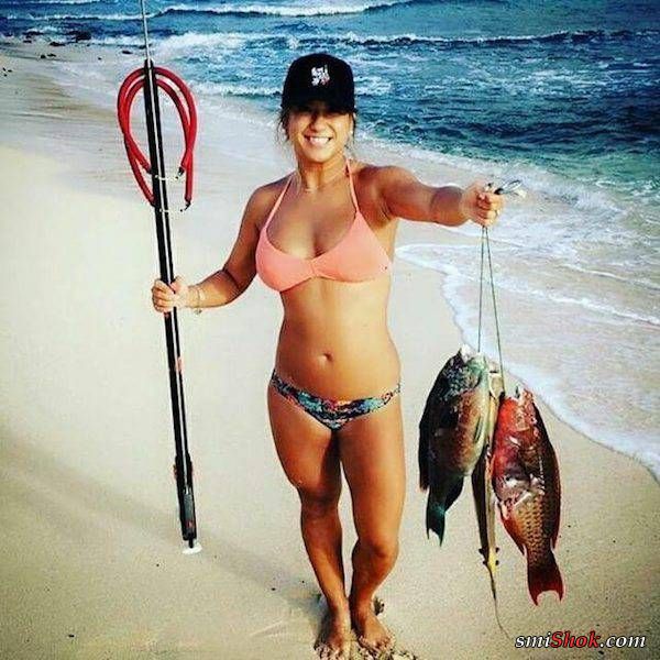 Девушки на рыбалке (26 фото)