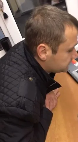 "Как кота помойного!" Жёсткое увольнение сотрудника в Курске