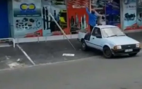 Тупой и еще тупее