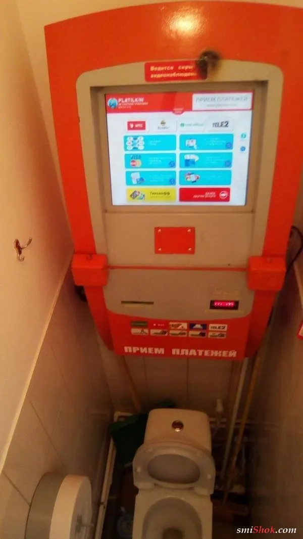 В туалетах иногда творится что-то невообразимое