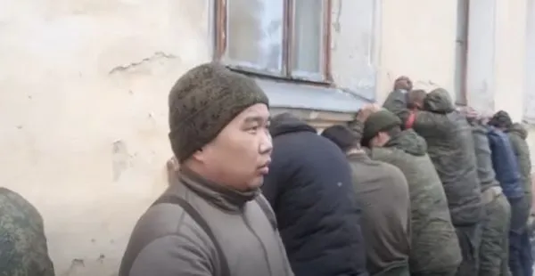 "Утренний улов", - бойцы сумской теробороны захватили в плен партию российских оккупантов. ВИДЕО