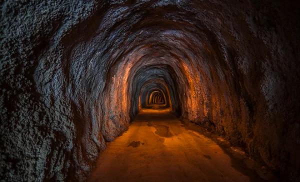 Секреты древней цивилизации: найдена сеть тоннелей в Сахаре, построенная 6000 лет назад